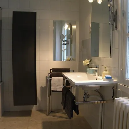 Апартаменти Les Tilleuls De Monge Бон