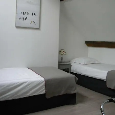 Les Tilleuls De Monge *